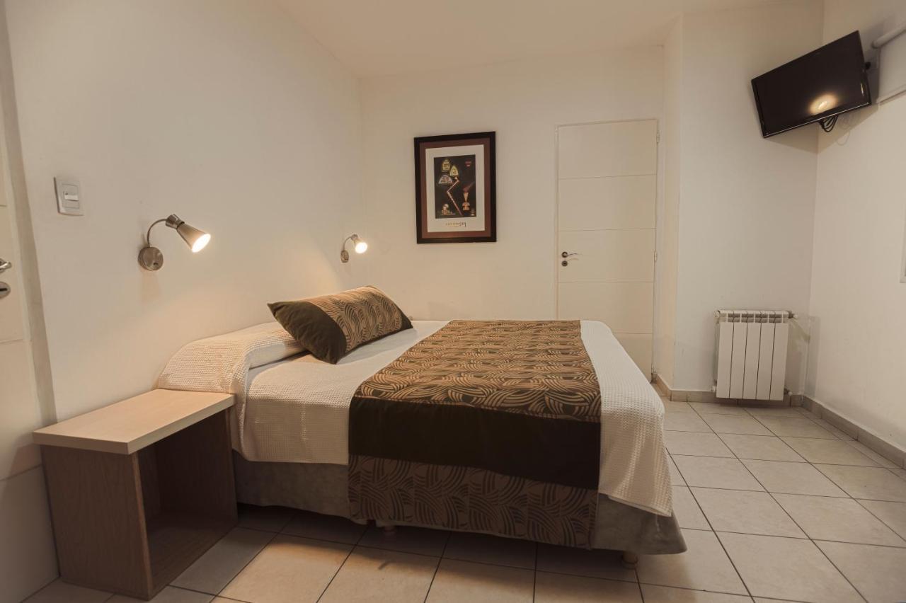 Huemul Hotel Neuquén Buitenkant foto